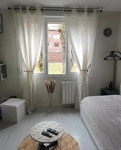 Joli Studio Centre Ville D\'Amiens